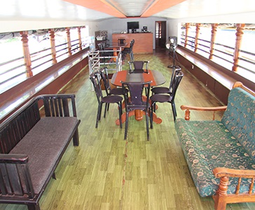 three bedroom premium houseboat
